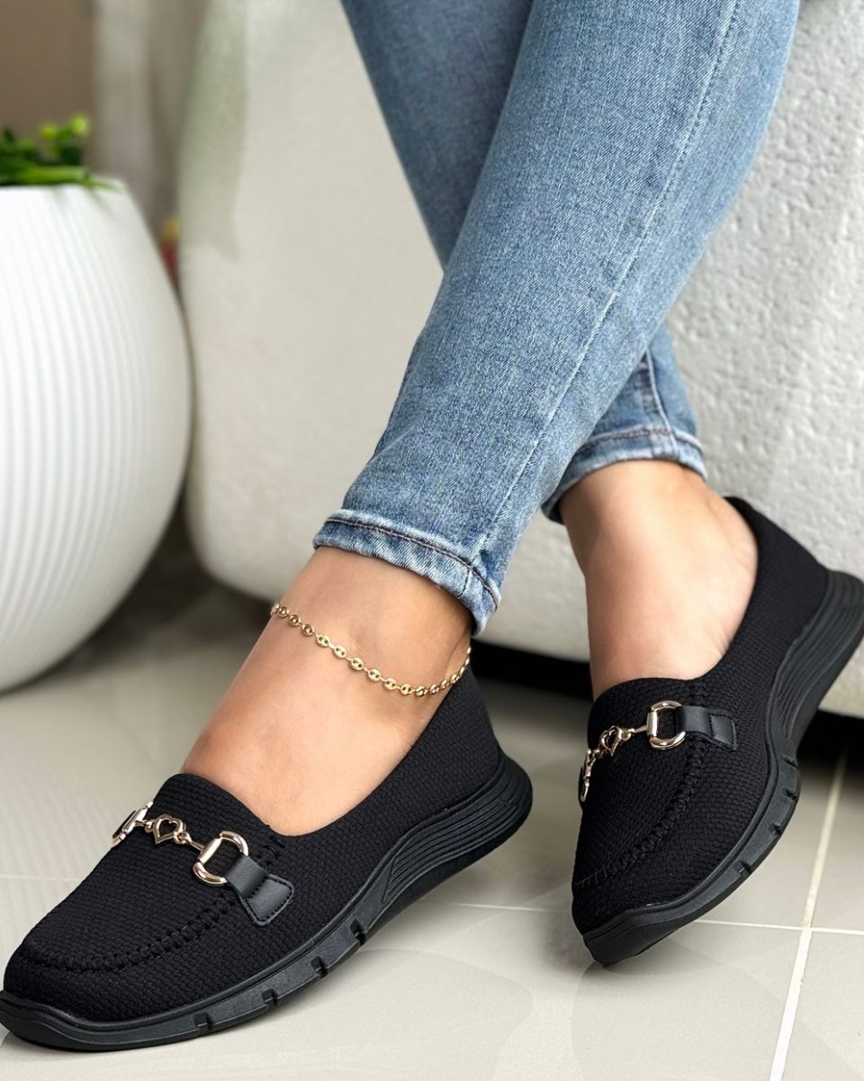 Zapatillas  Hermosa baleta herraje